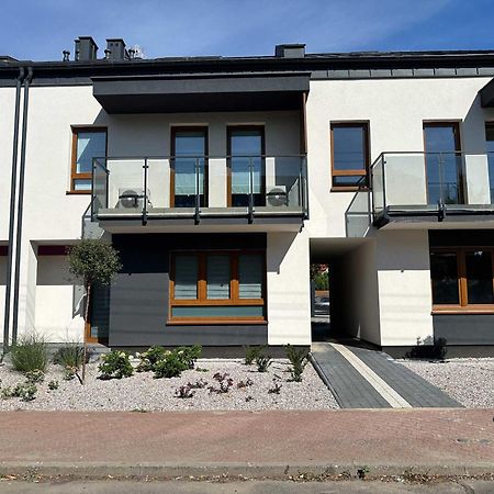 Dmk Blue Apartment Near Warsaw-Modlin Airport Nowy Dwór Mazowiecki Eksteriør bilde