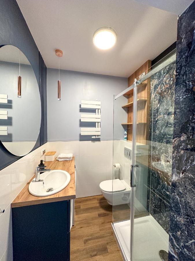 Dmk Blue Apartment Near Warsaw-Modlin Airport Nowy Dwór Mazowiecki Eksteriør bilde